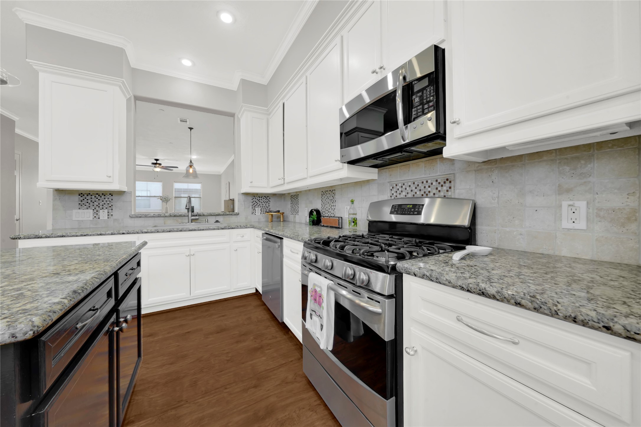 2609 Riverside Drive C Property Photo 15