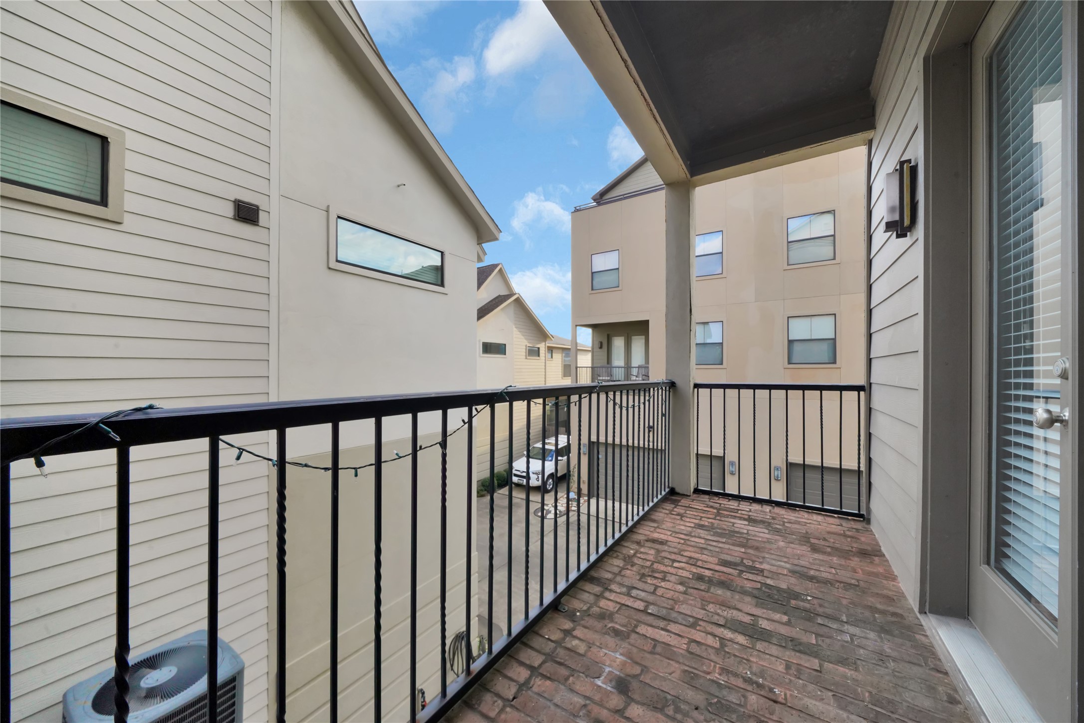 2609 Riverside Drive C Property Photo 17