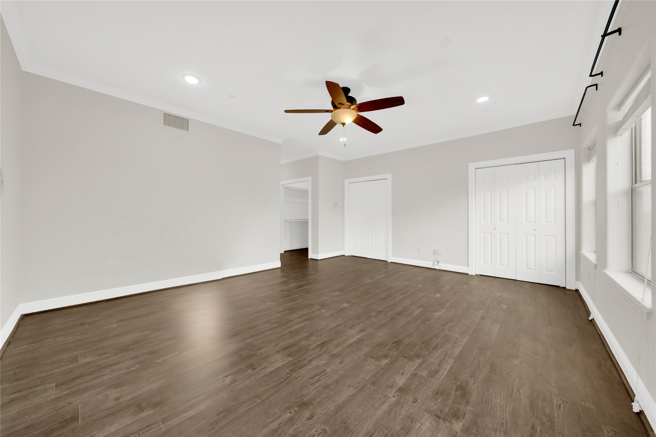 2609 Riverside Drive C Property Photo 22