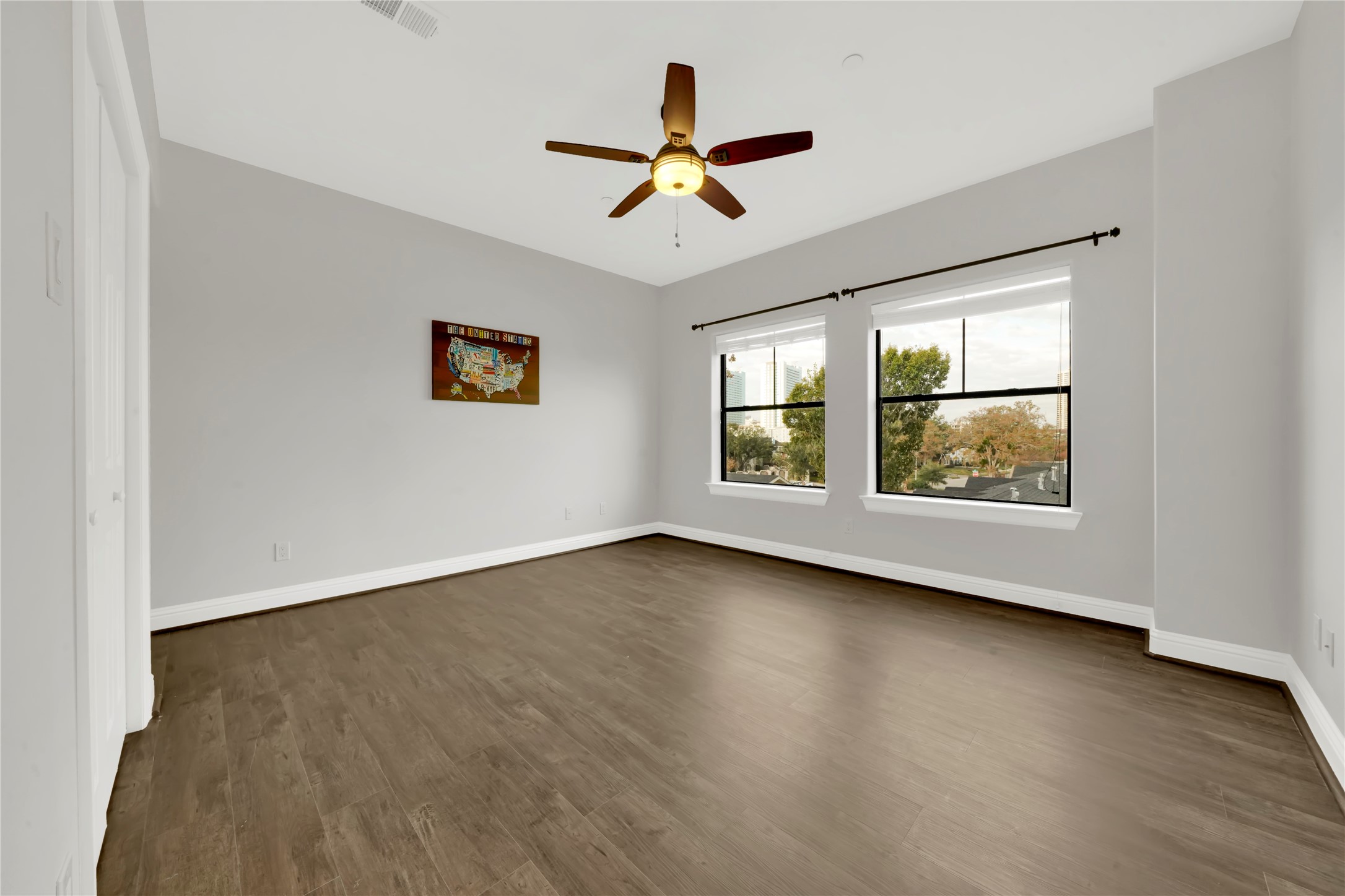 2609 Riverside Drive C Property Photo 25
