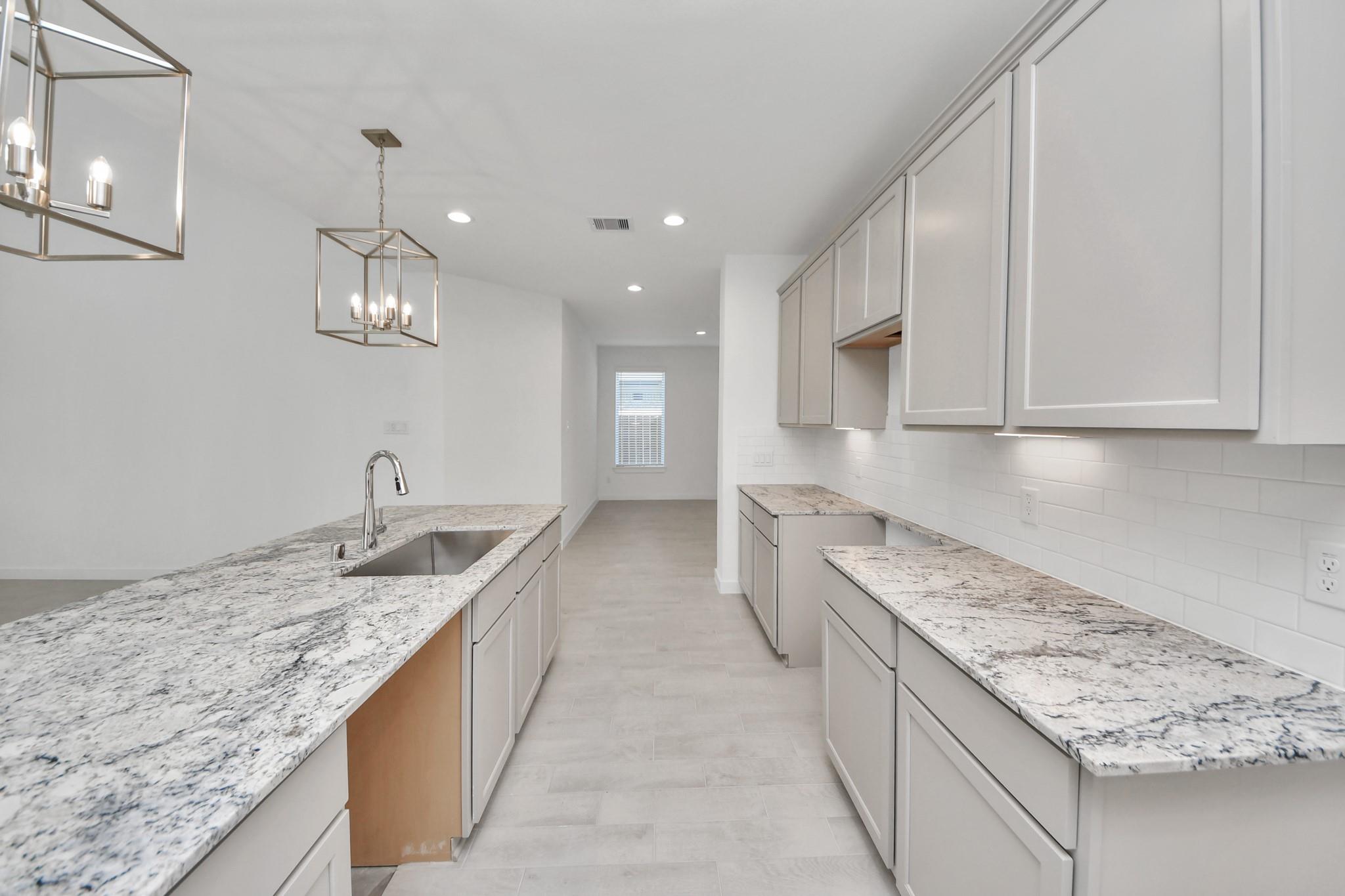 11739 Leafy Laurel Drive, Houston Tx 77066 Property Photo 12