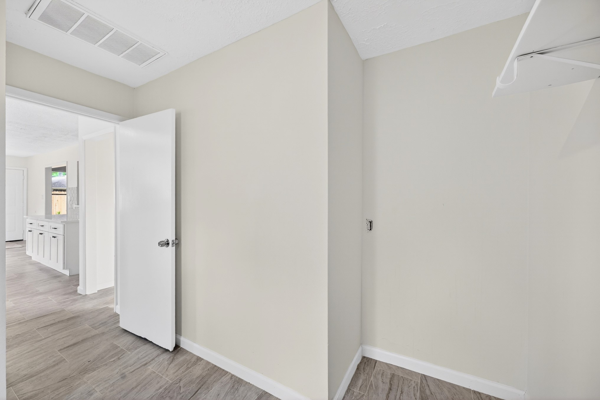 24106 Spring Mill Lane Property Photo 44