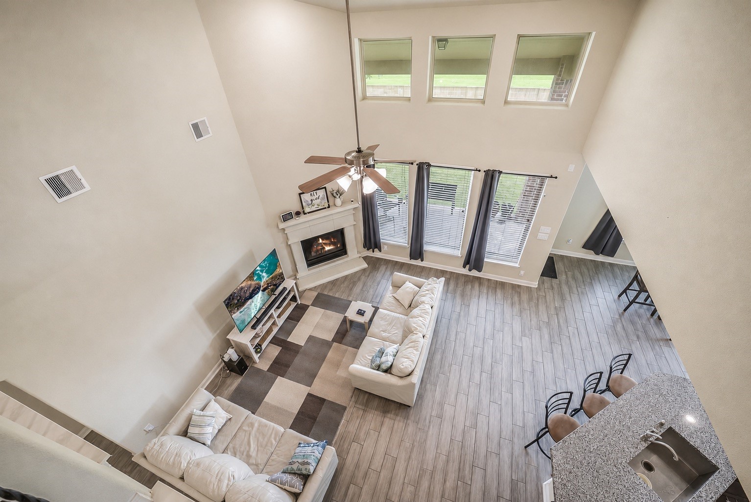5319 Lauren Manor Drive Property Photo 15