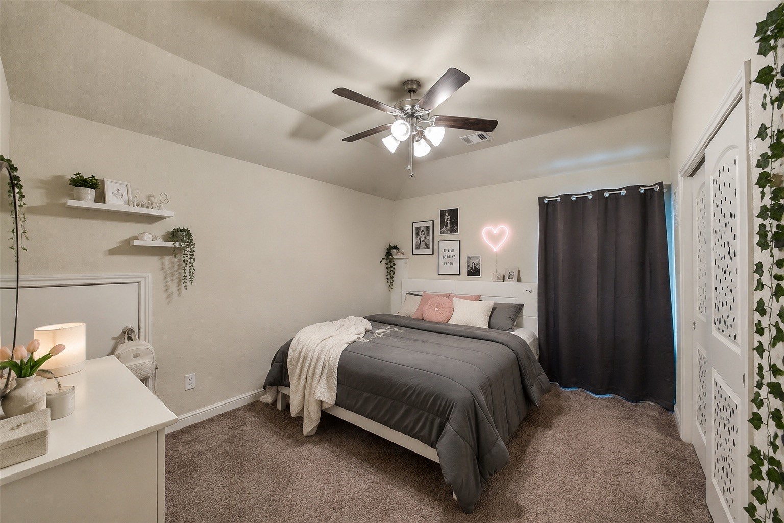 5319 Lauren Manor Drive Property Photo 19