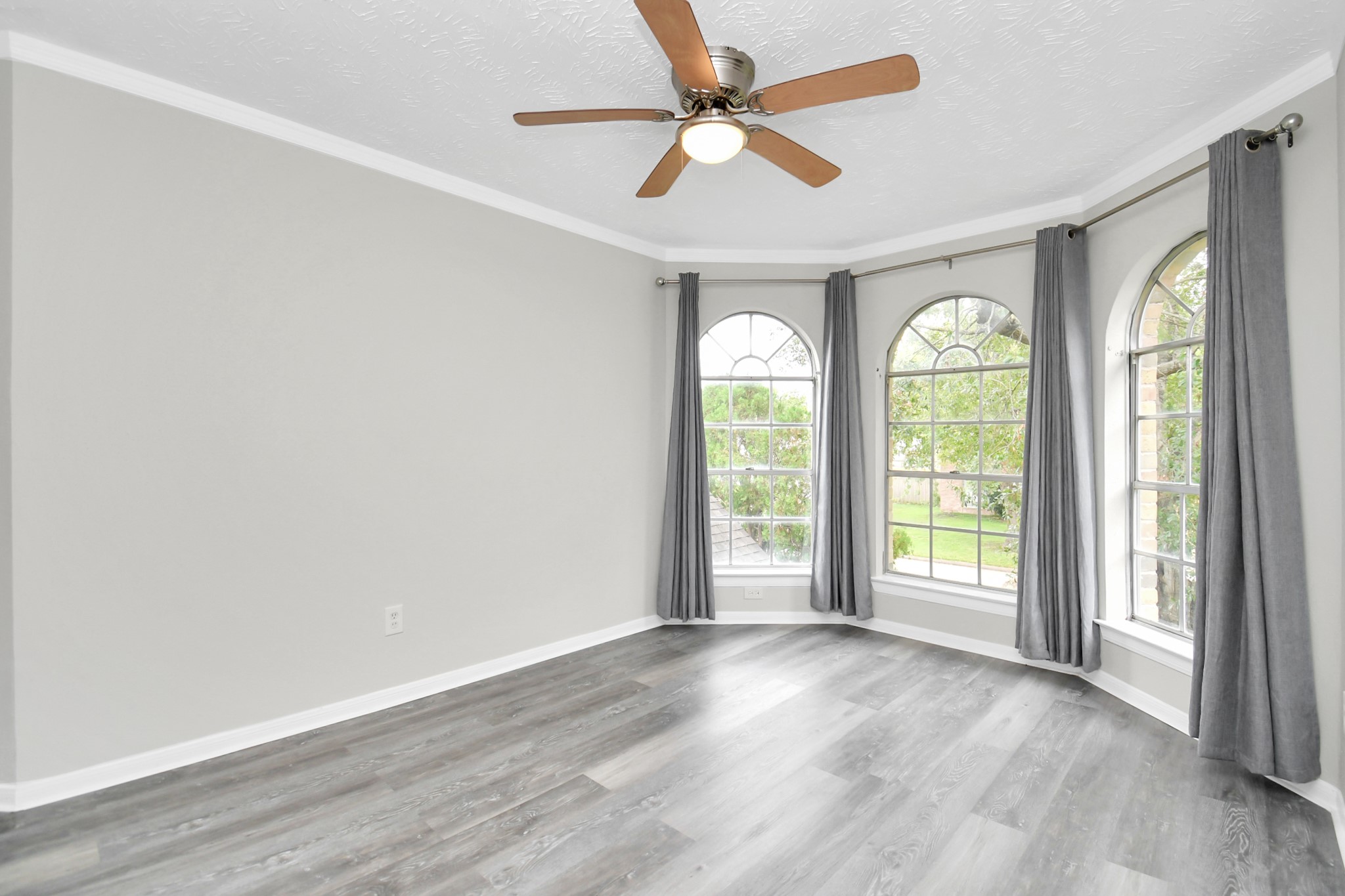 14810 Cypress Ridge Drive Property Photo 27