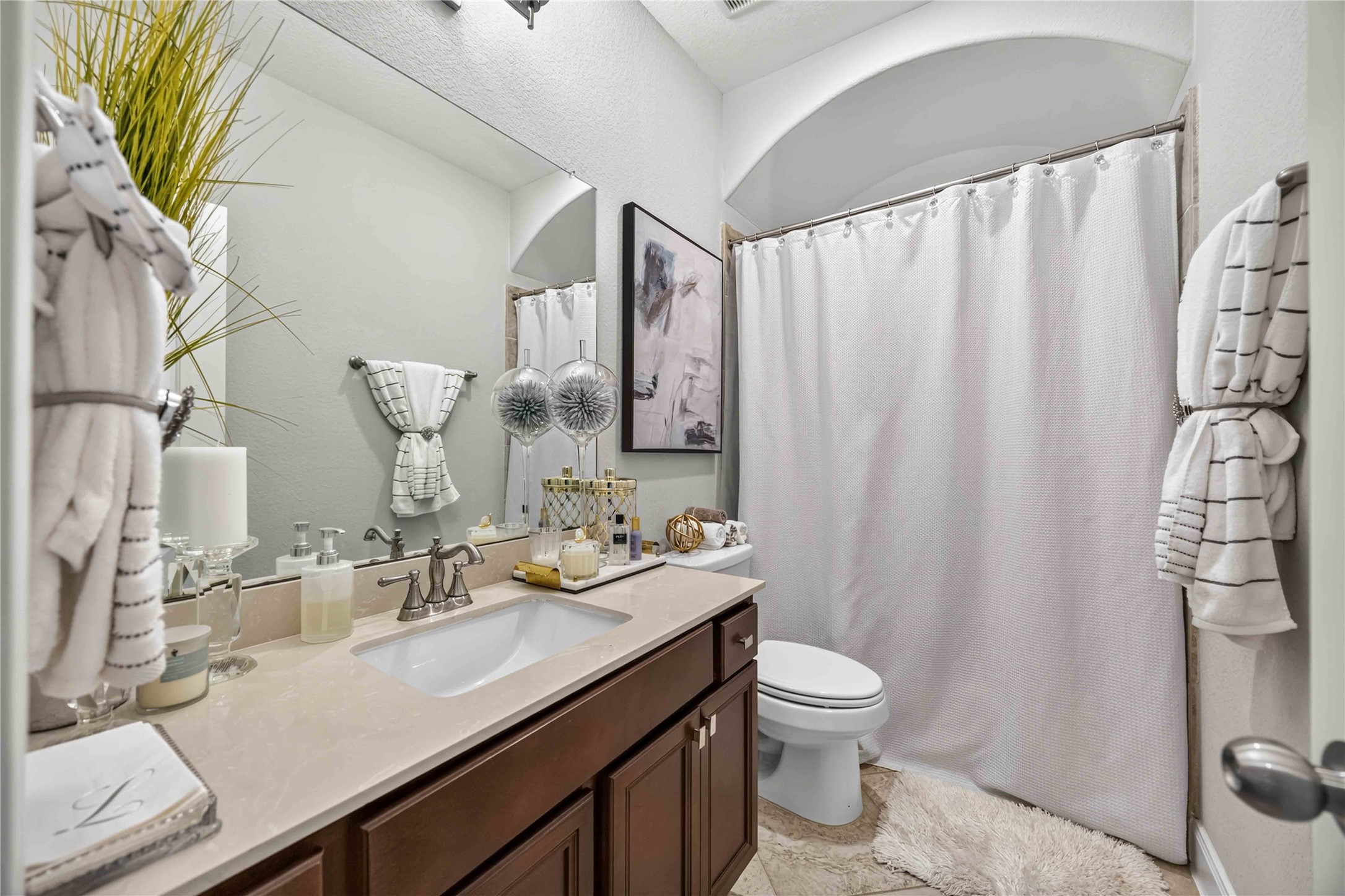 13510 Sorghum Drive Property Photo 15