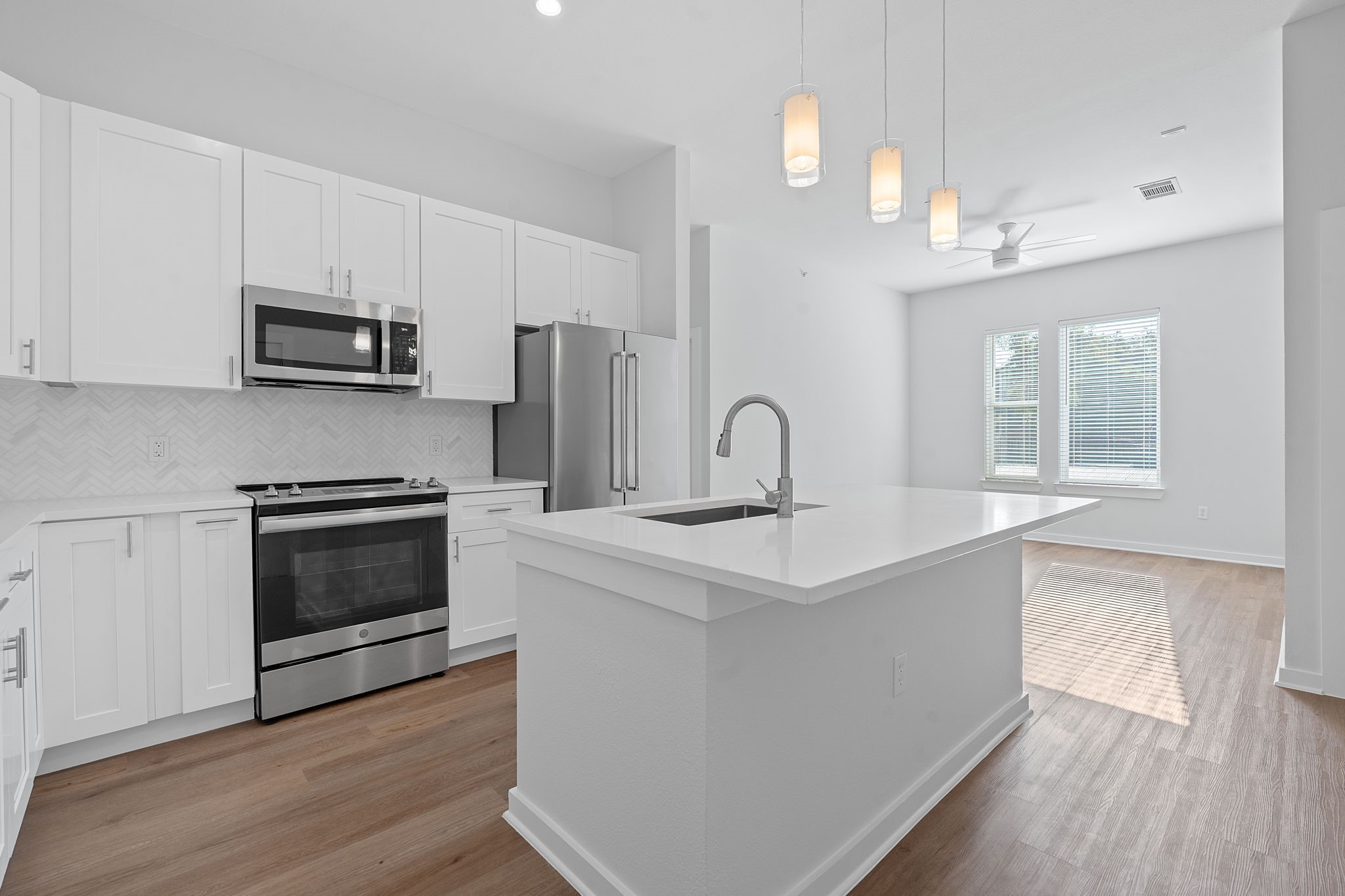 1900 Barton Springs Road 2019 Property Photo 4