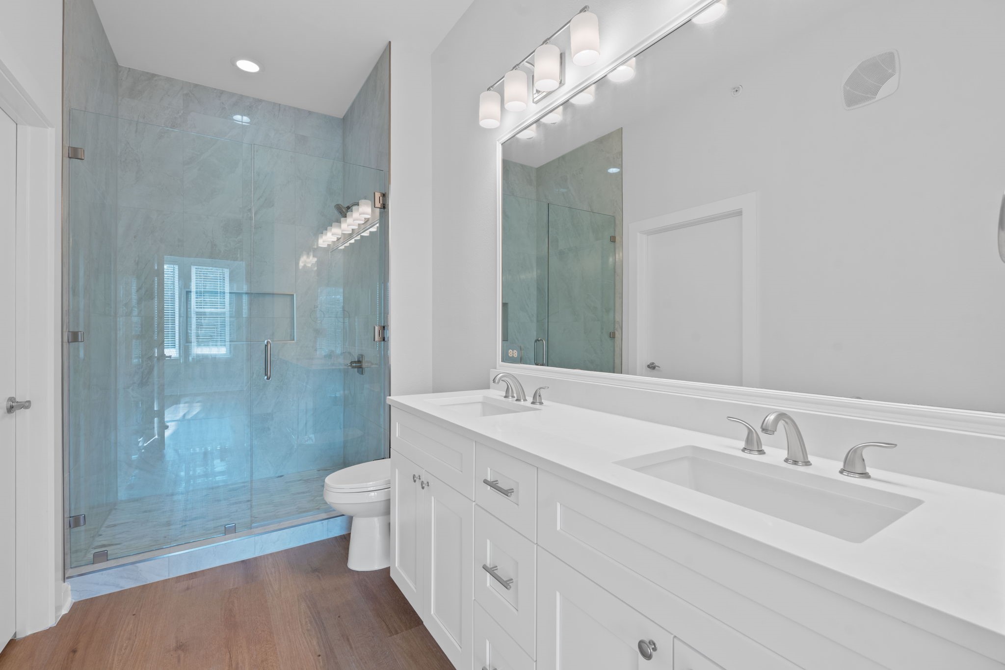 1900 Barton Springs Road 2019 Property Photo 8