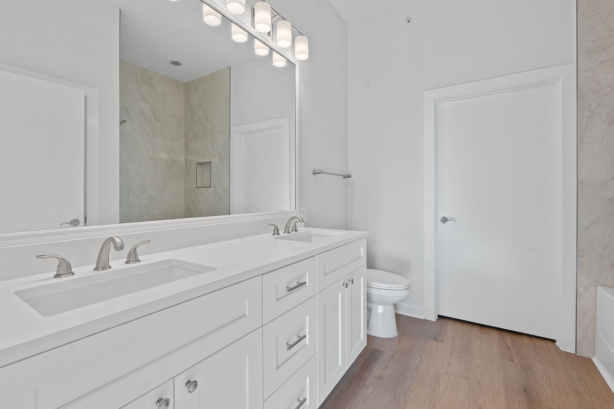 1900 Barton Springs Road 2019 Property Photo 10