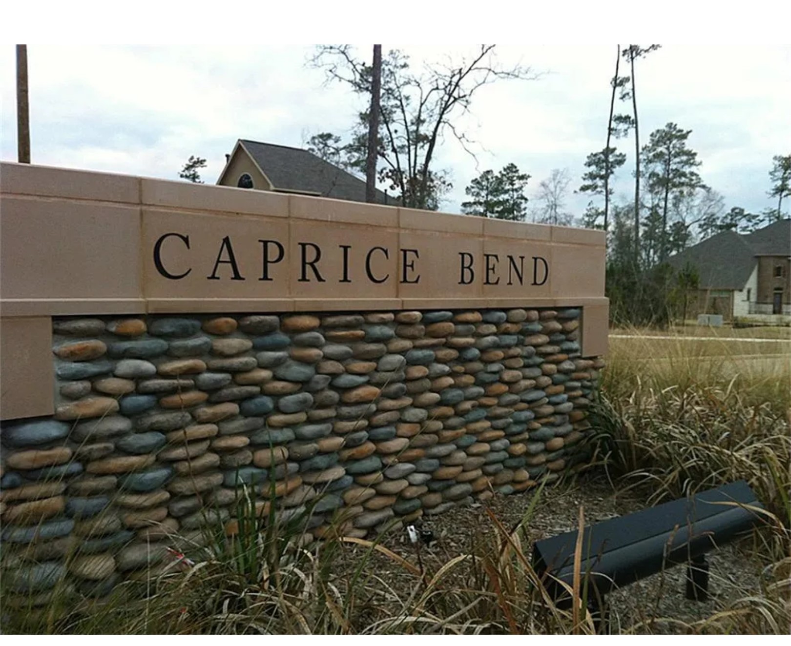 2 Caprice Bend Place Property Photo 4