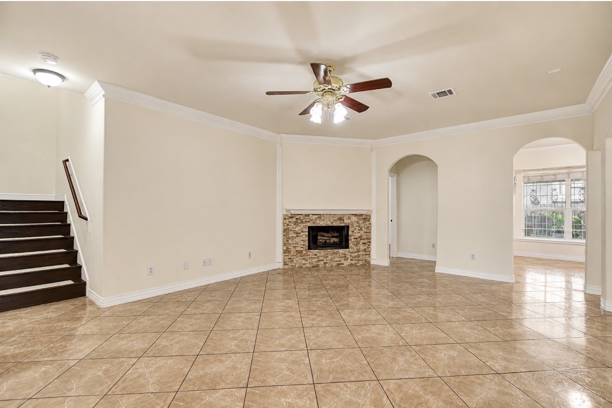 10011 Gil Jr Lane Property Photo 8