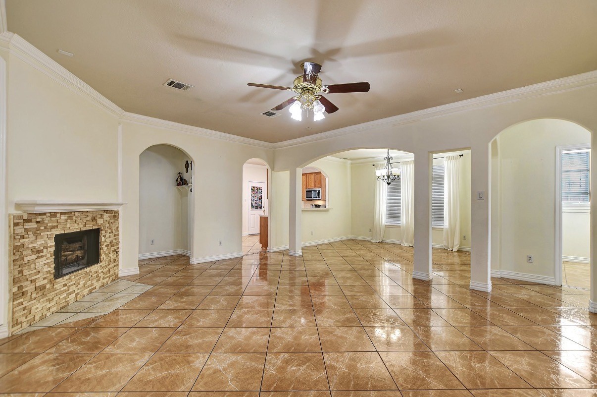 10011 Gil Jr Lane Property Photo 10