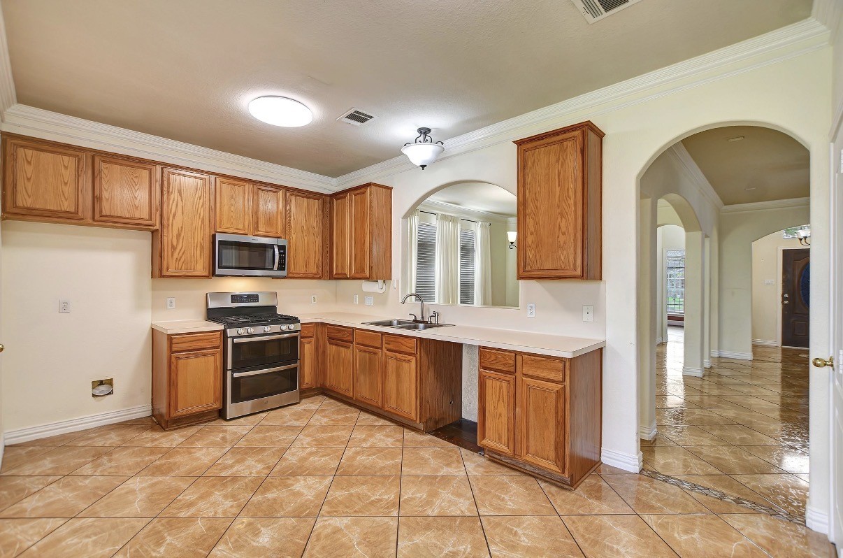 10011 Gil Jr Lane Property Photo 15