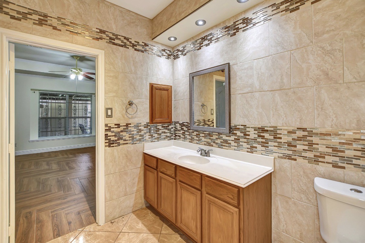 10011 Gil Jr Lane Property Photo 24