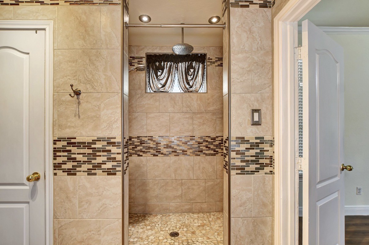 10011 Gil Jr Lane Property Photo 25