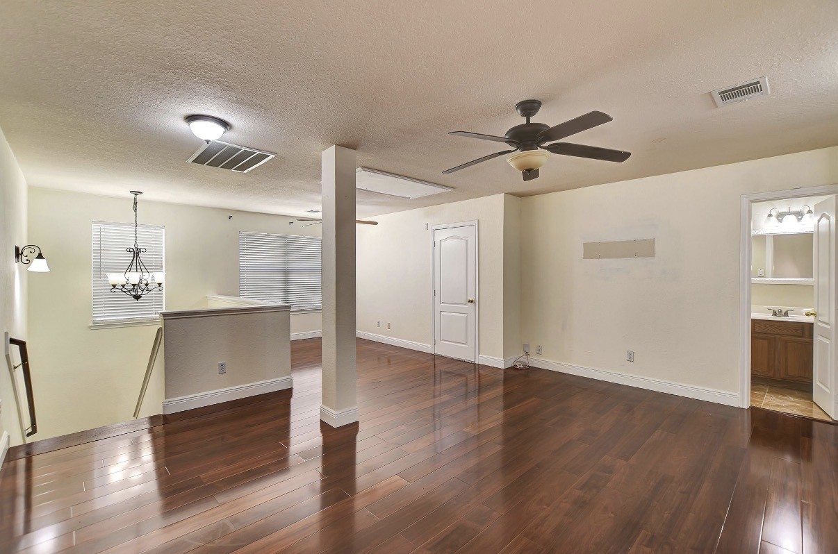 10011 Gil Jr Lane Property Photo 30