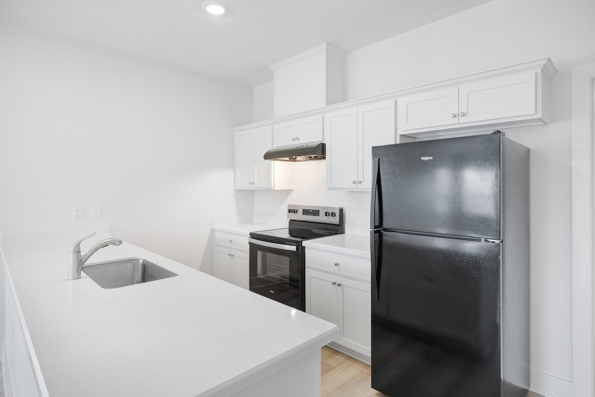 1115 32nd Street B Property Photo 5