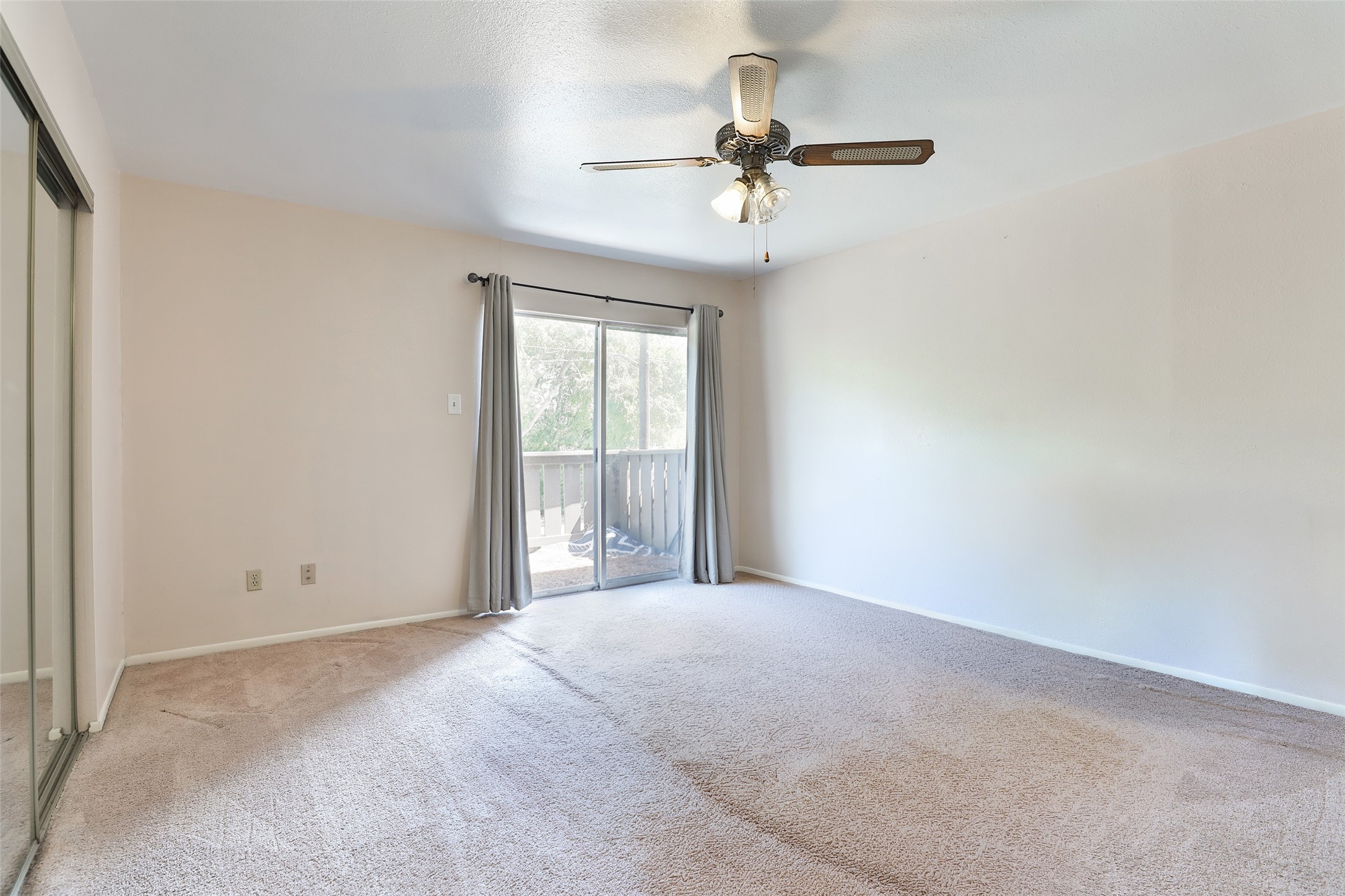 5005 Georgi Lane 144 Property Photo 15