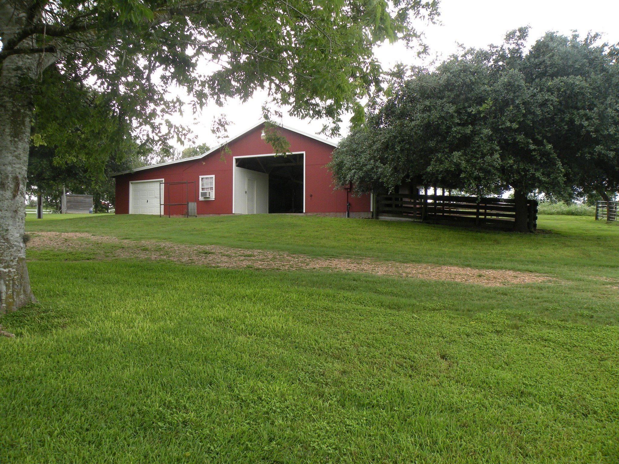 4077 Fm-949 Property Photo 2