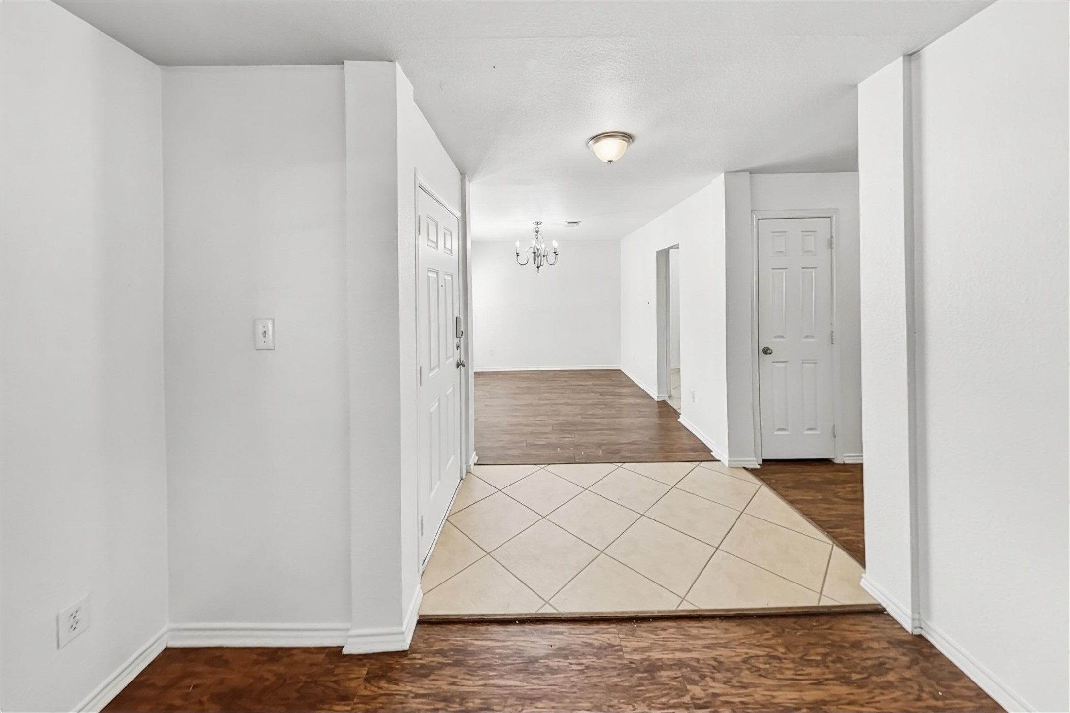 11011 Pierce Valley Drive Property Photo 7