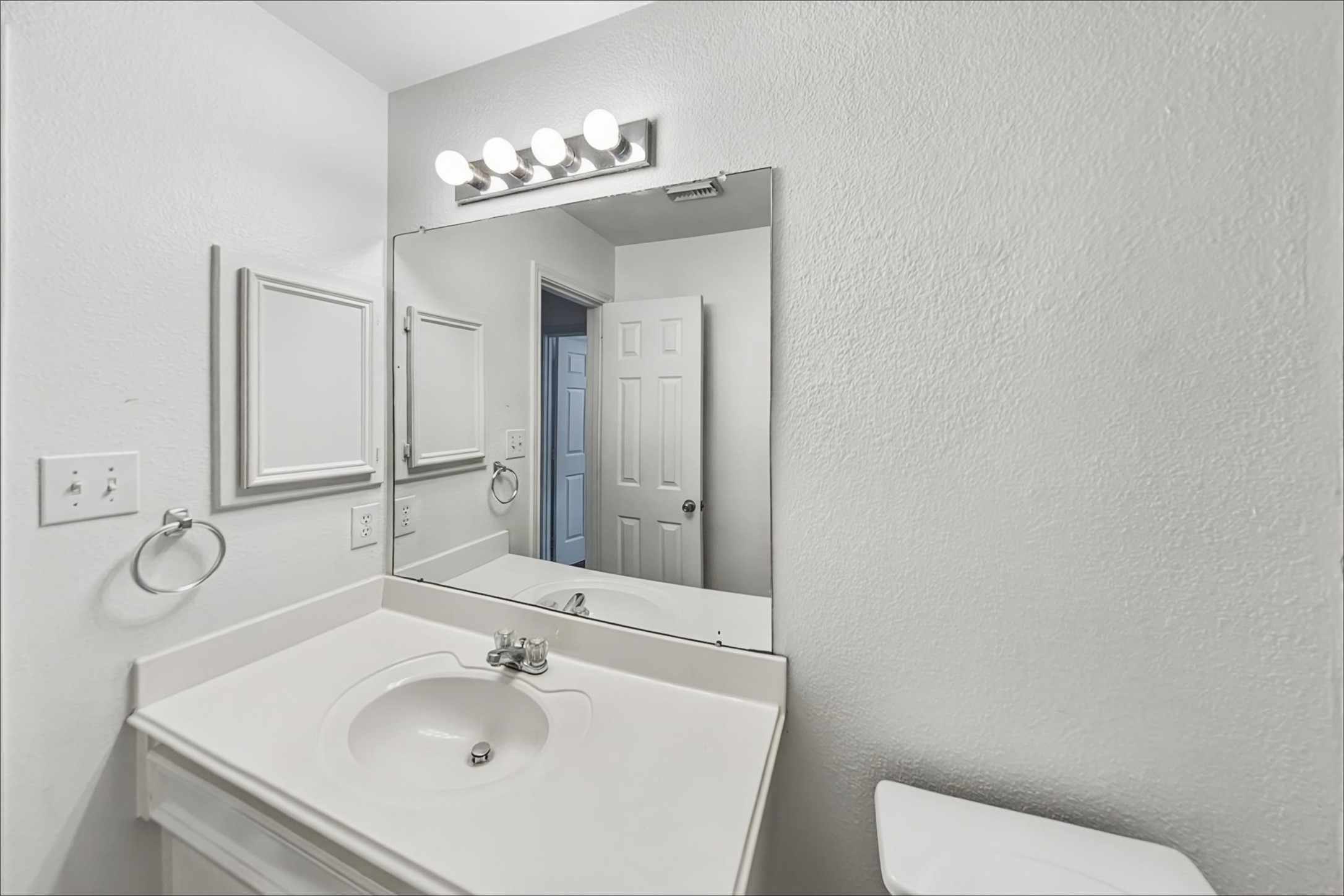 11011 Pierce Valley Drive Property Photo 16