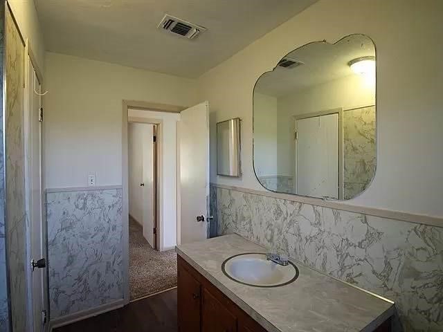943 State Highway 103 W Property Photo 25