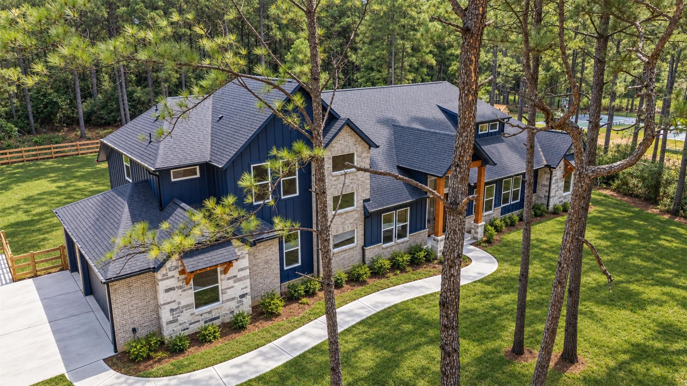 15646 Forest Grove Drive