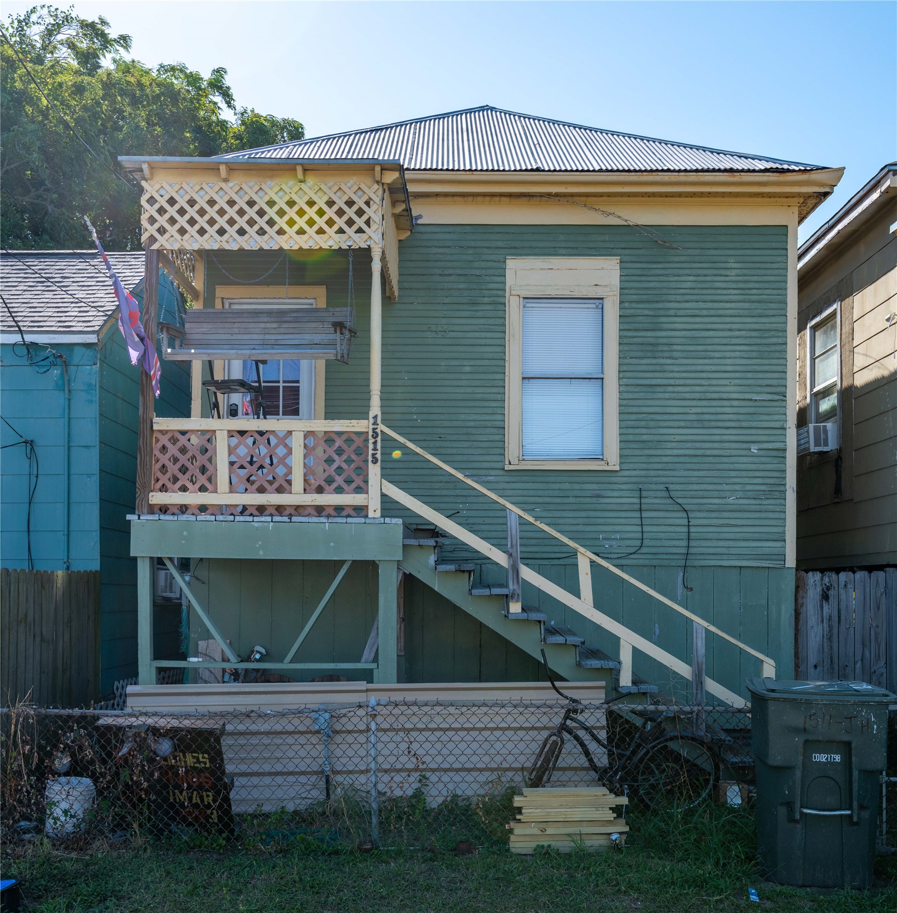 1515 J H Clouser Street Property Photo 1