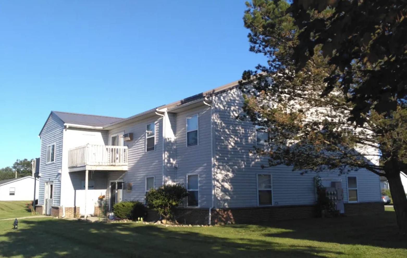 309 Oxford Drive Property Photo 1