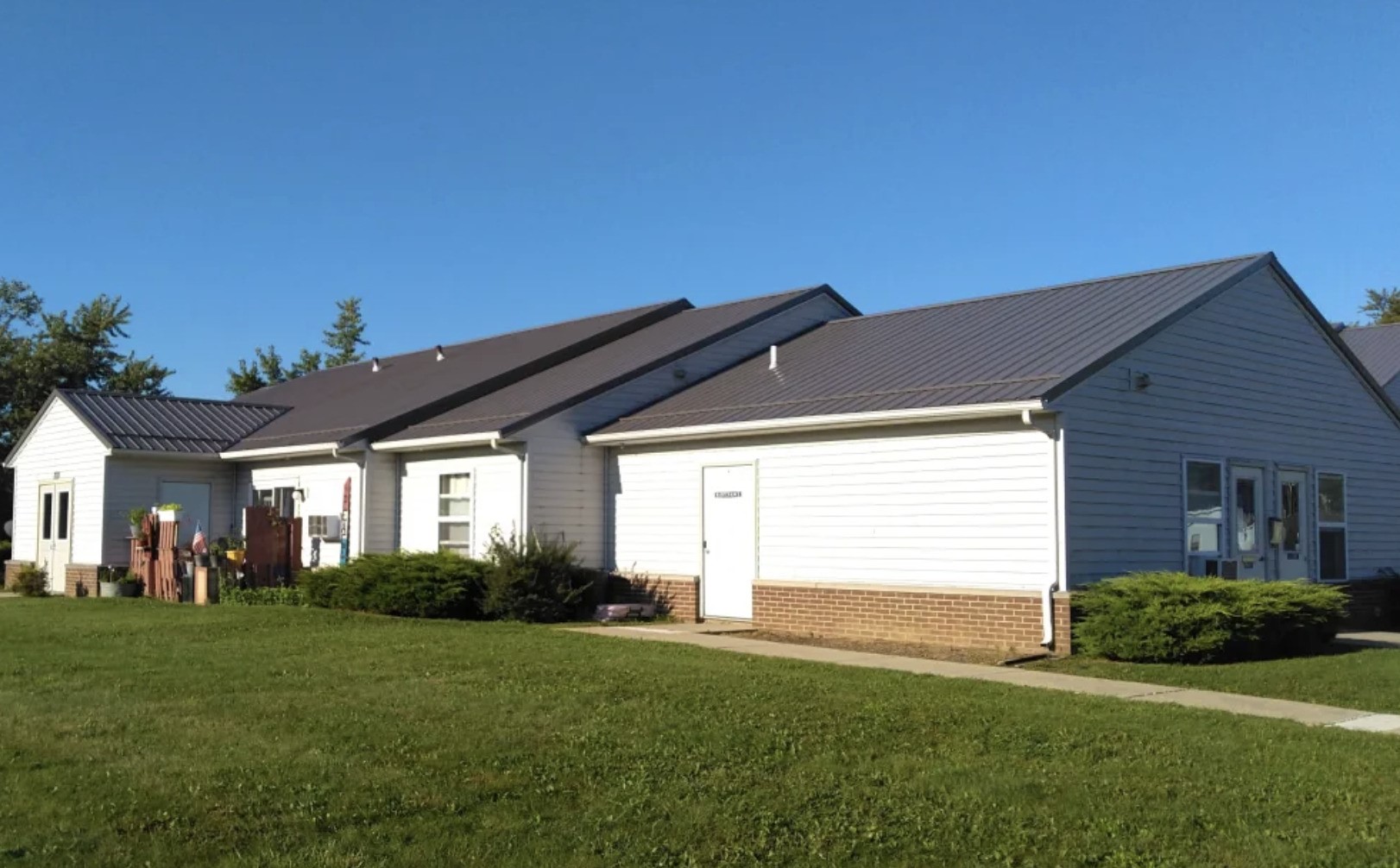 309 Oxford Drive Property Photo 2