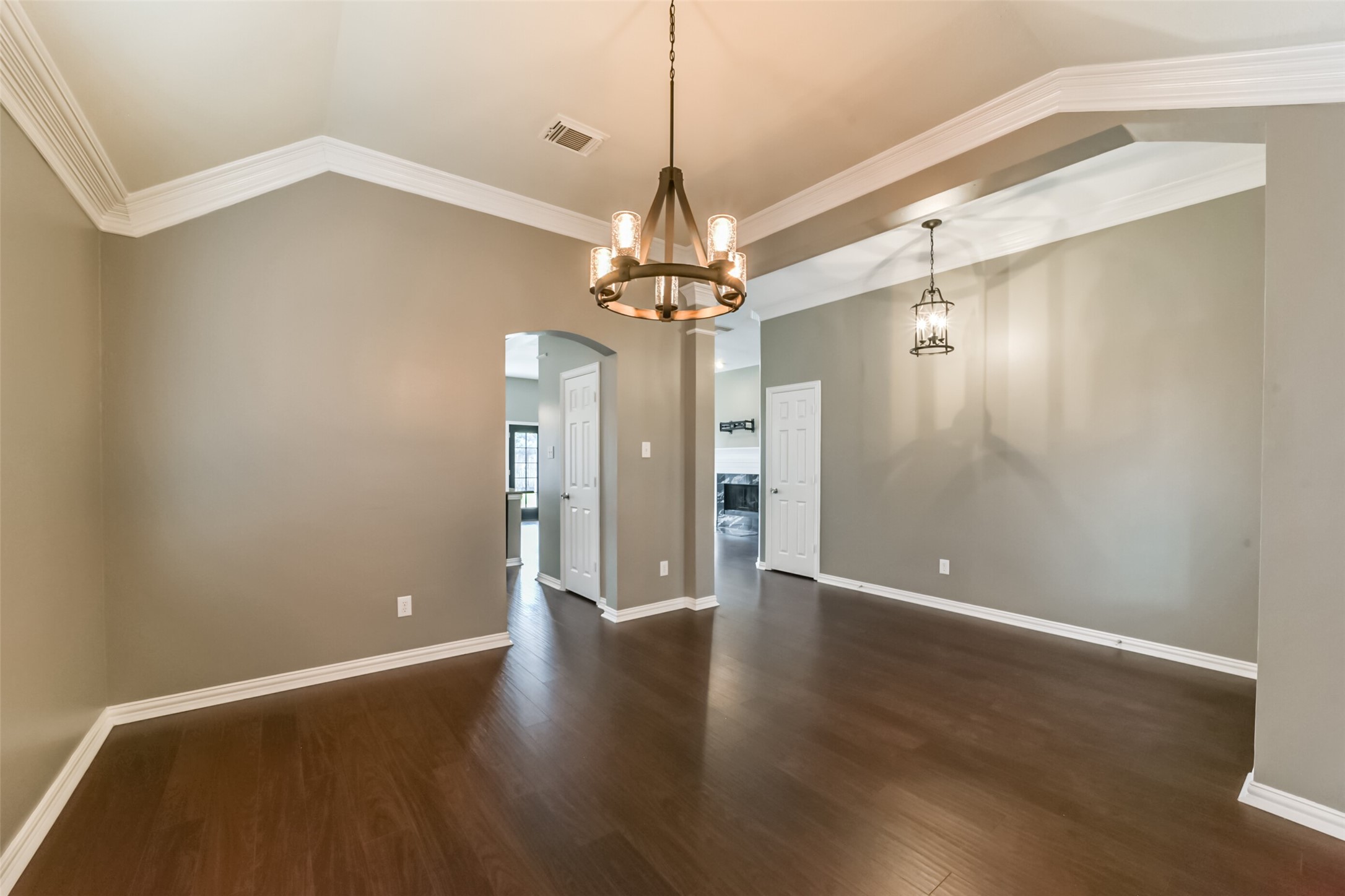 4822 Big Cedar Circle Property Photo 7