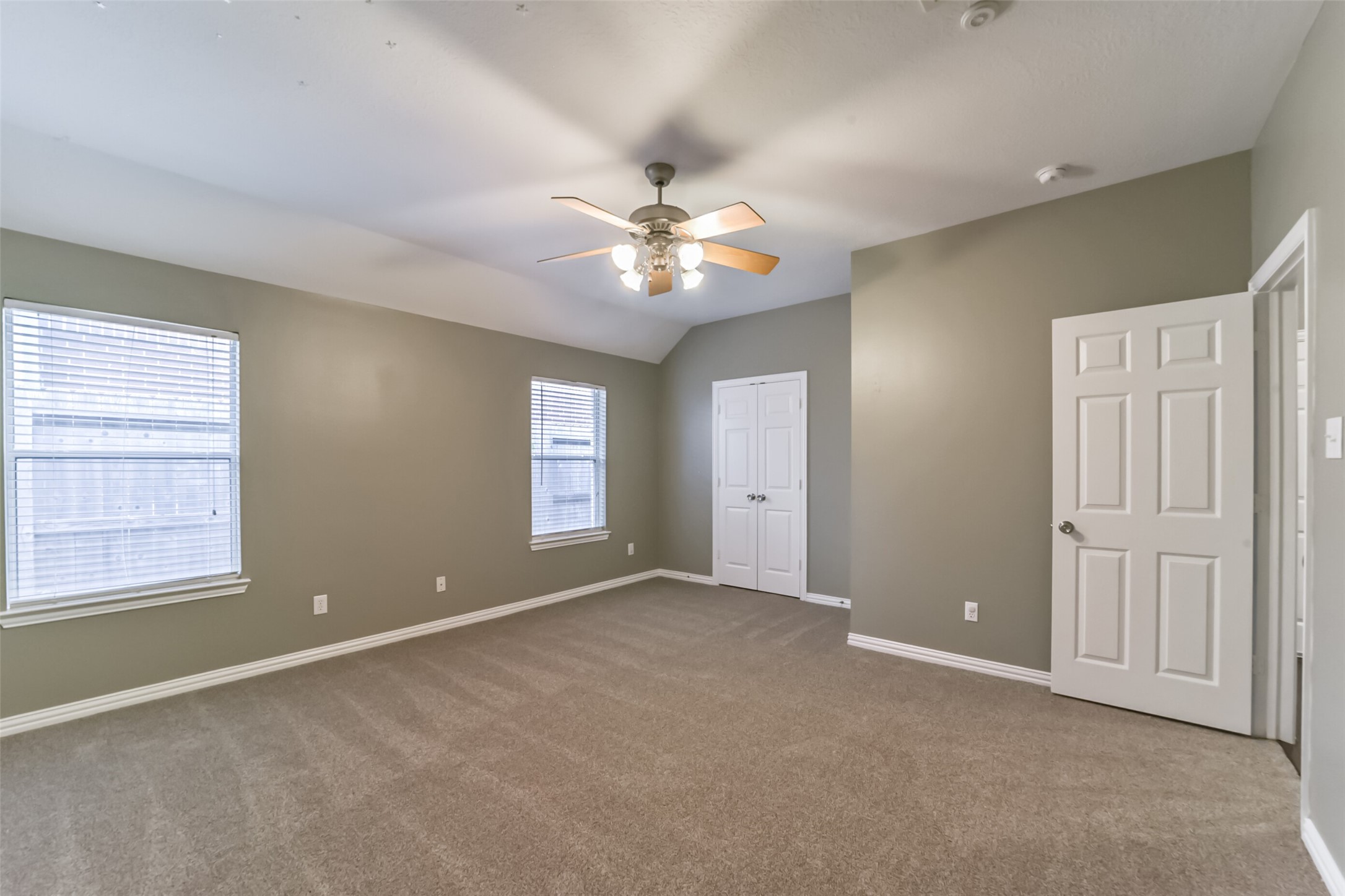 4822 Big Cedar Circle Property Photo 21