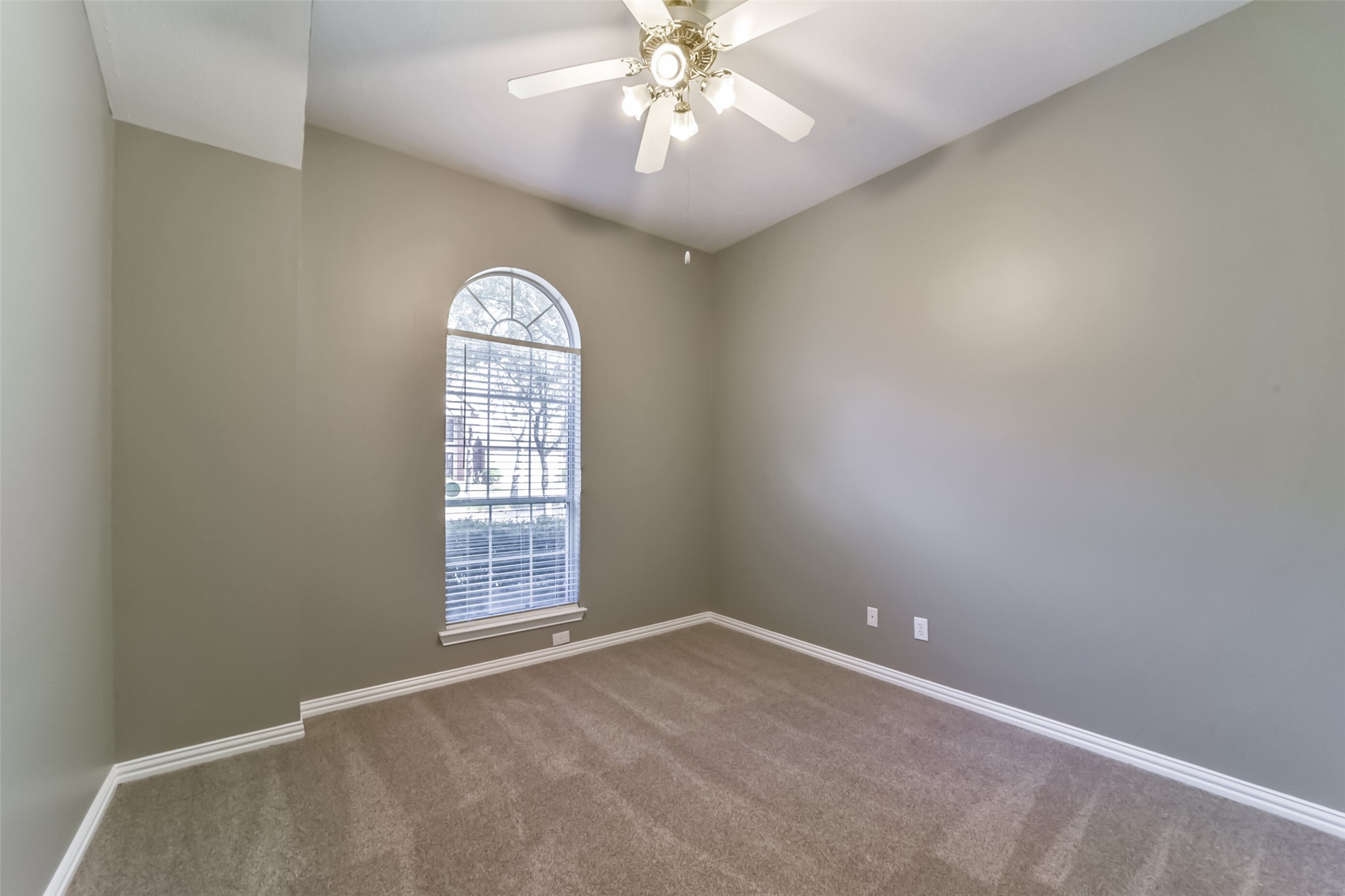 4822 Big Cedar Circle Property Photo 23