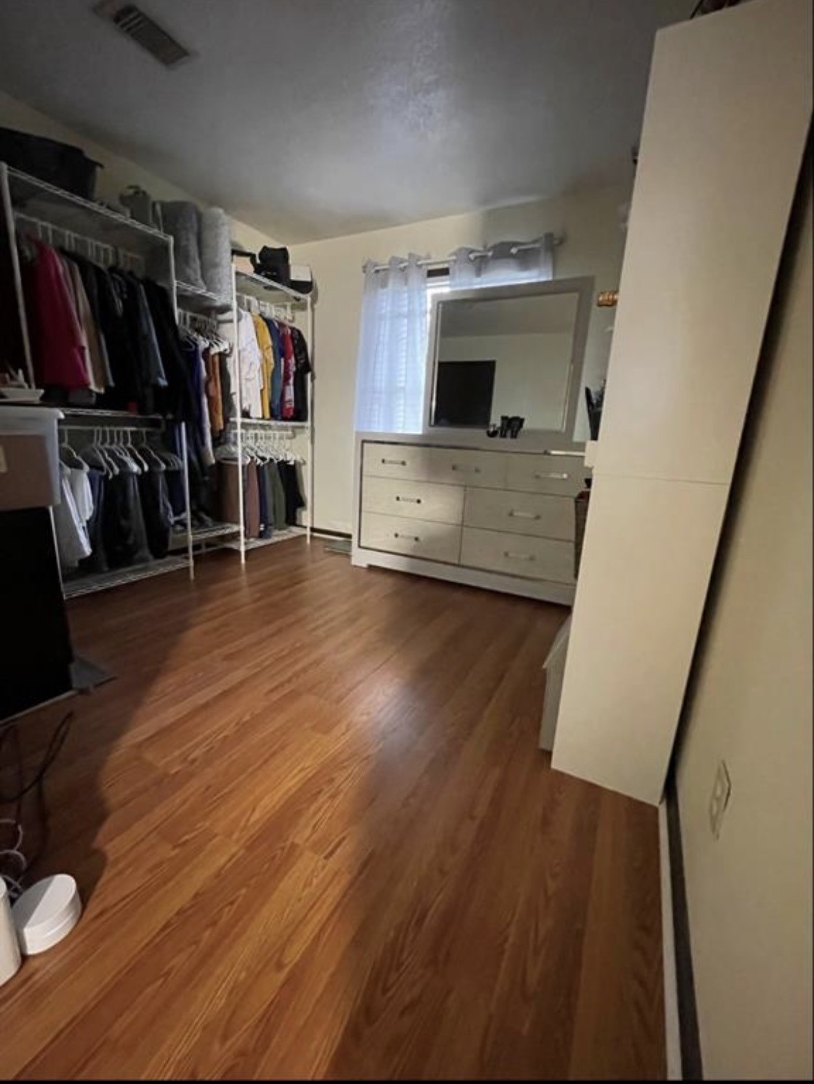 1323 River Rock Drive Property Photo 4