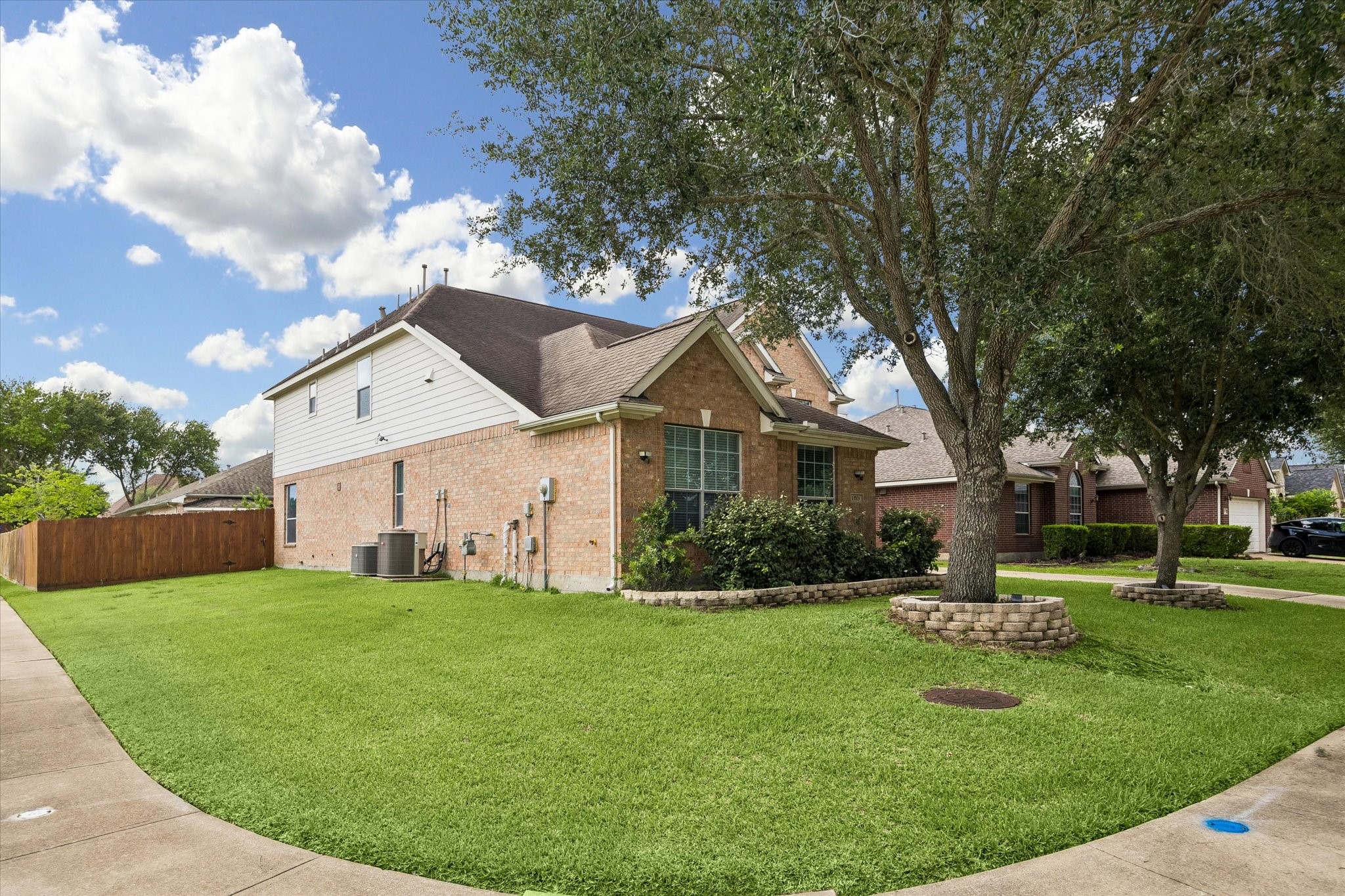 13703 Hudson Court Property Photo 2