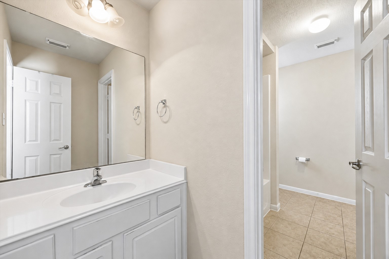 13703 Hudson Court Property Photo 24