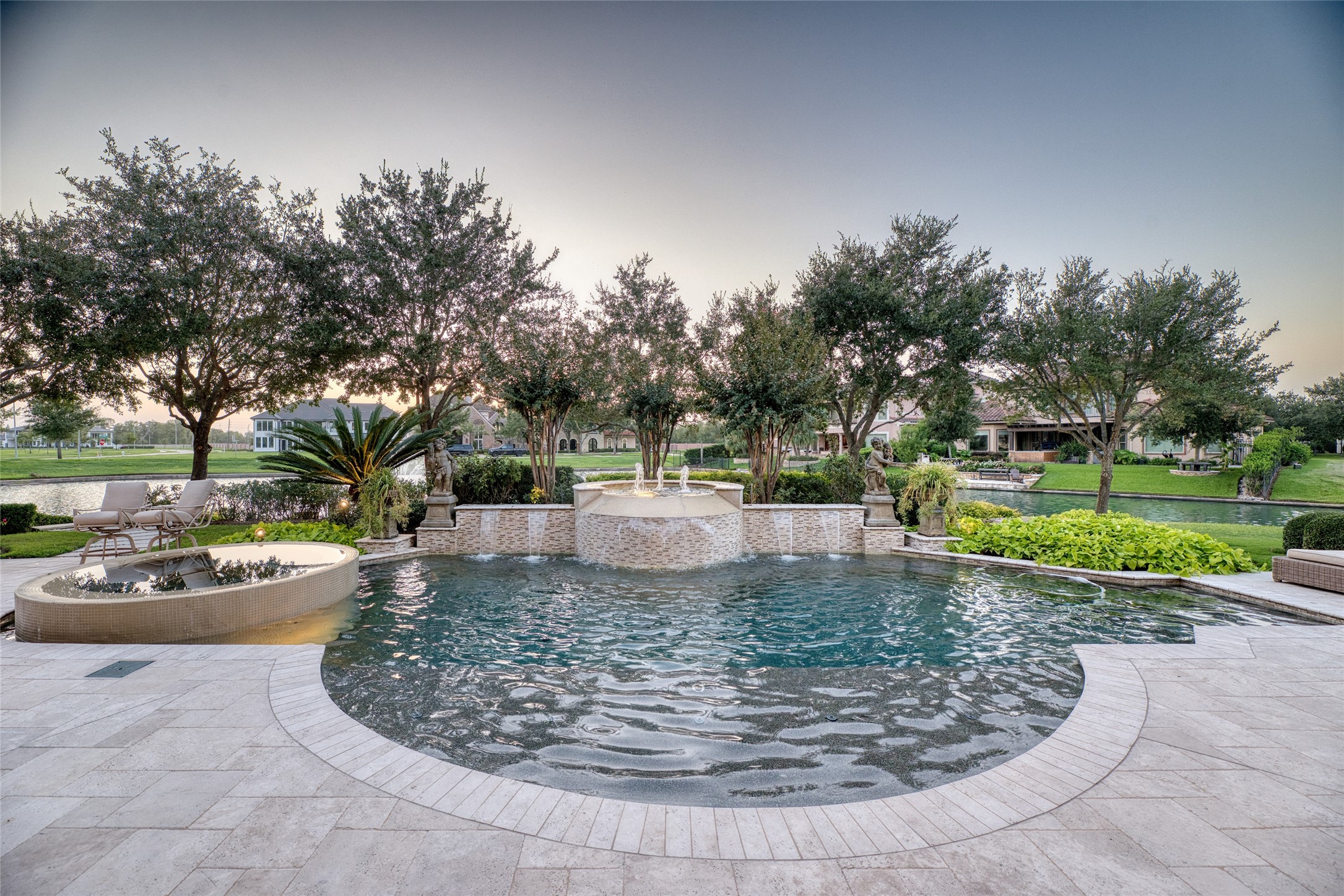 1007 Wavecrest Court Property Photo 10