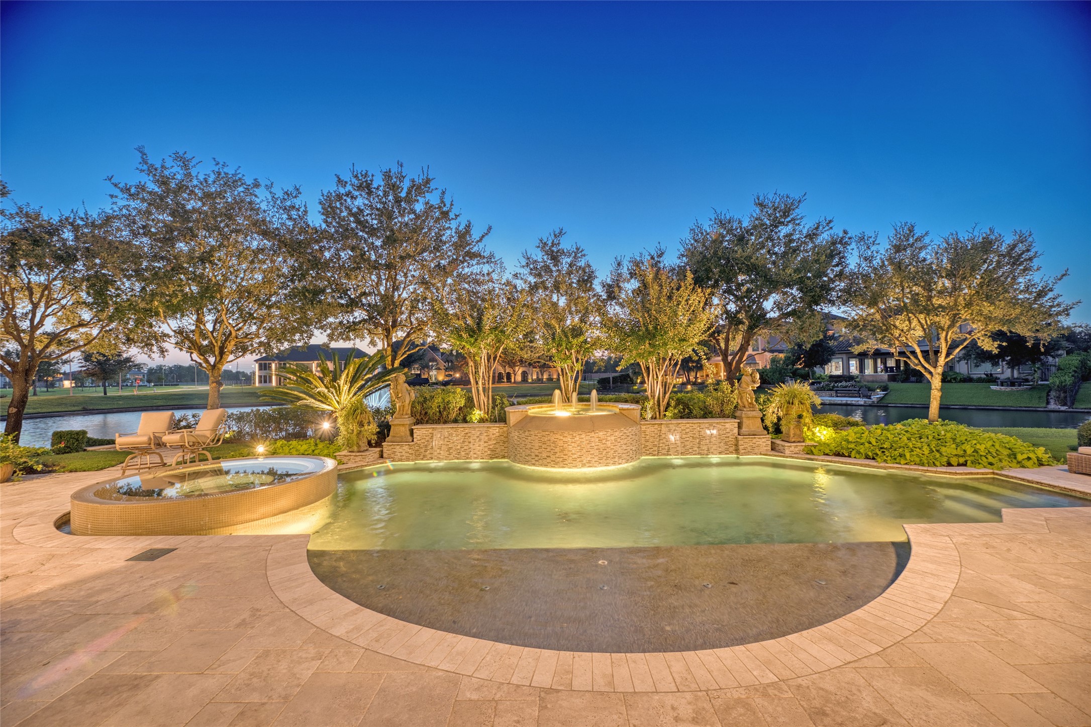 1007 Wavecrest Court Property Photo 11