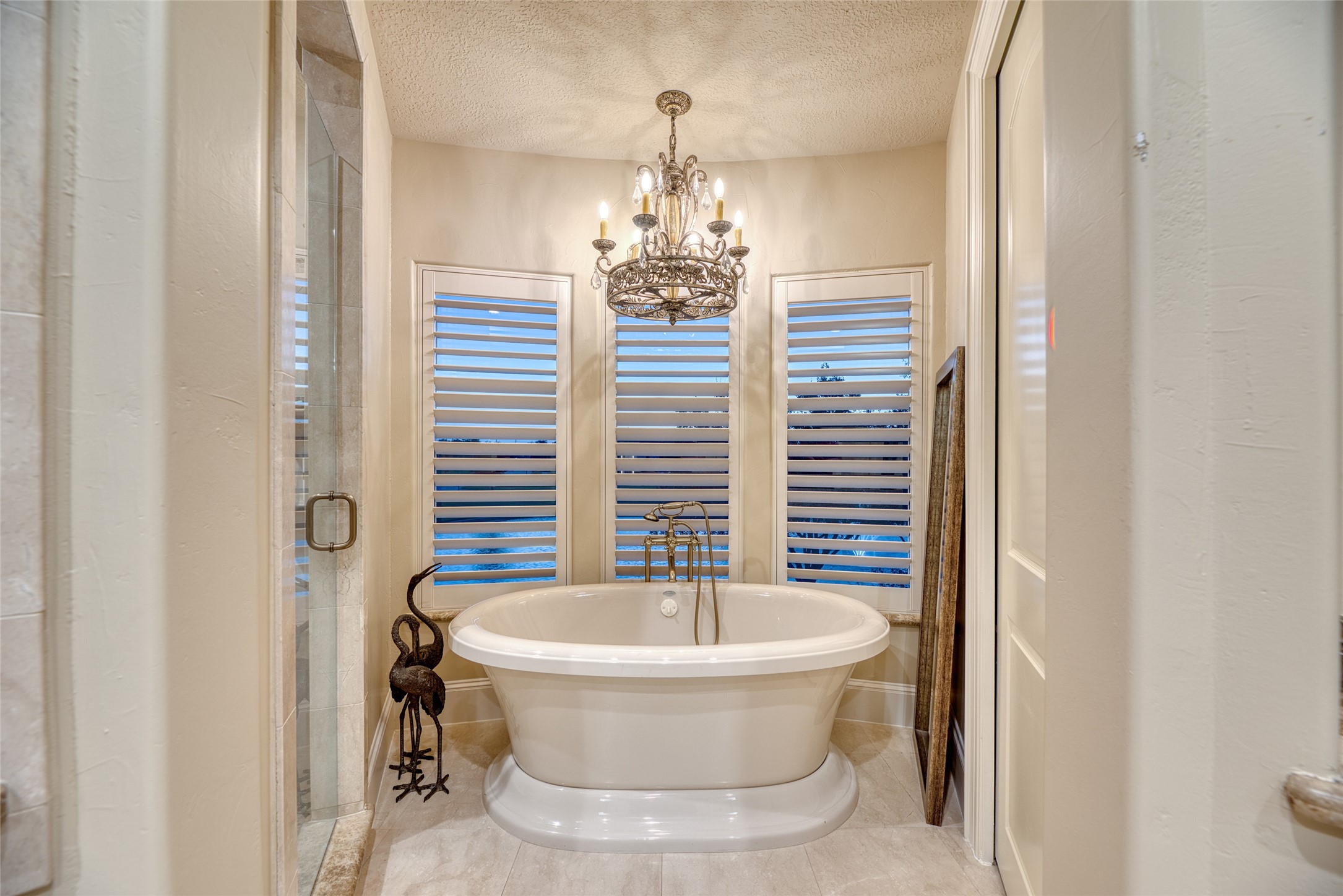 1007 Wavecrest Court Property Photo 40