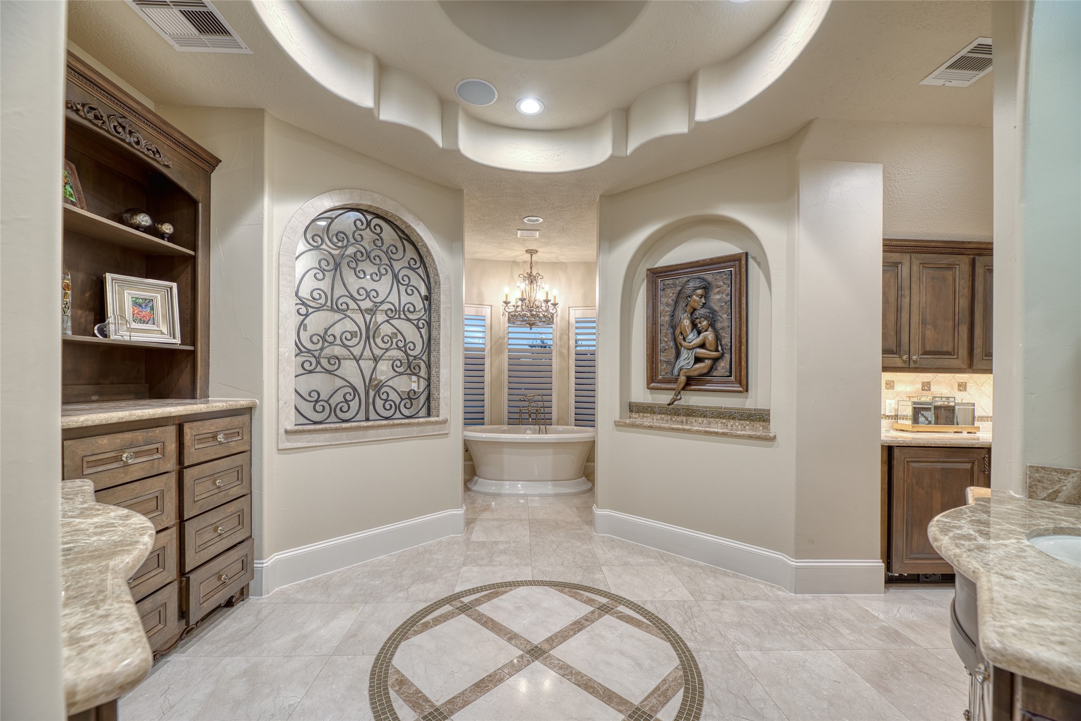 1007 Wavecrest Court Property Photo 41