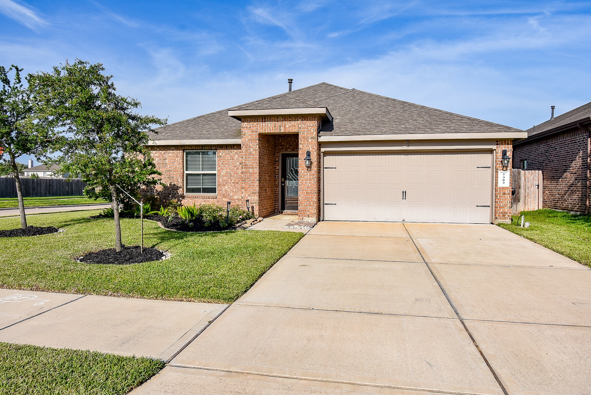 7303 Barrington Ridge Lane Property Photo 1