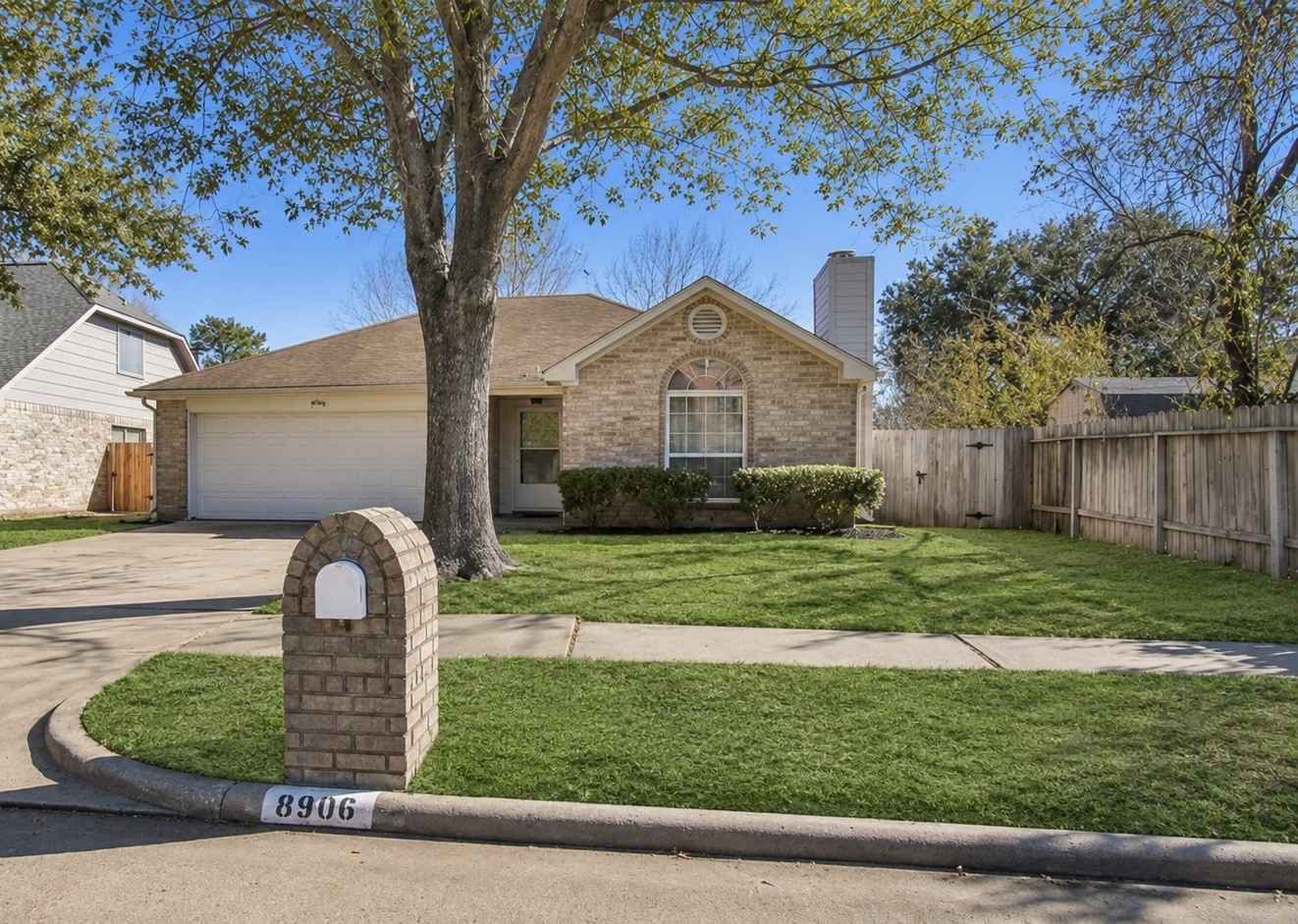 8906 Mattison Drive Property Photo 1