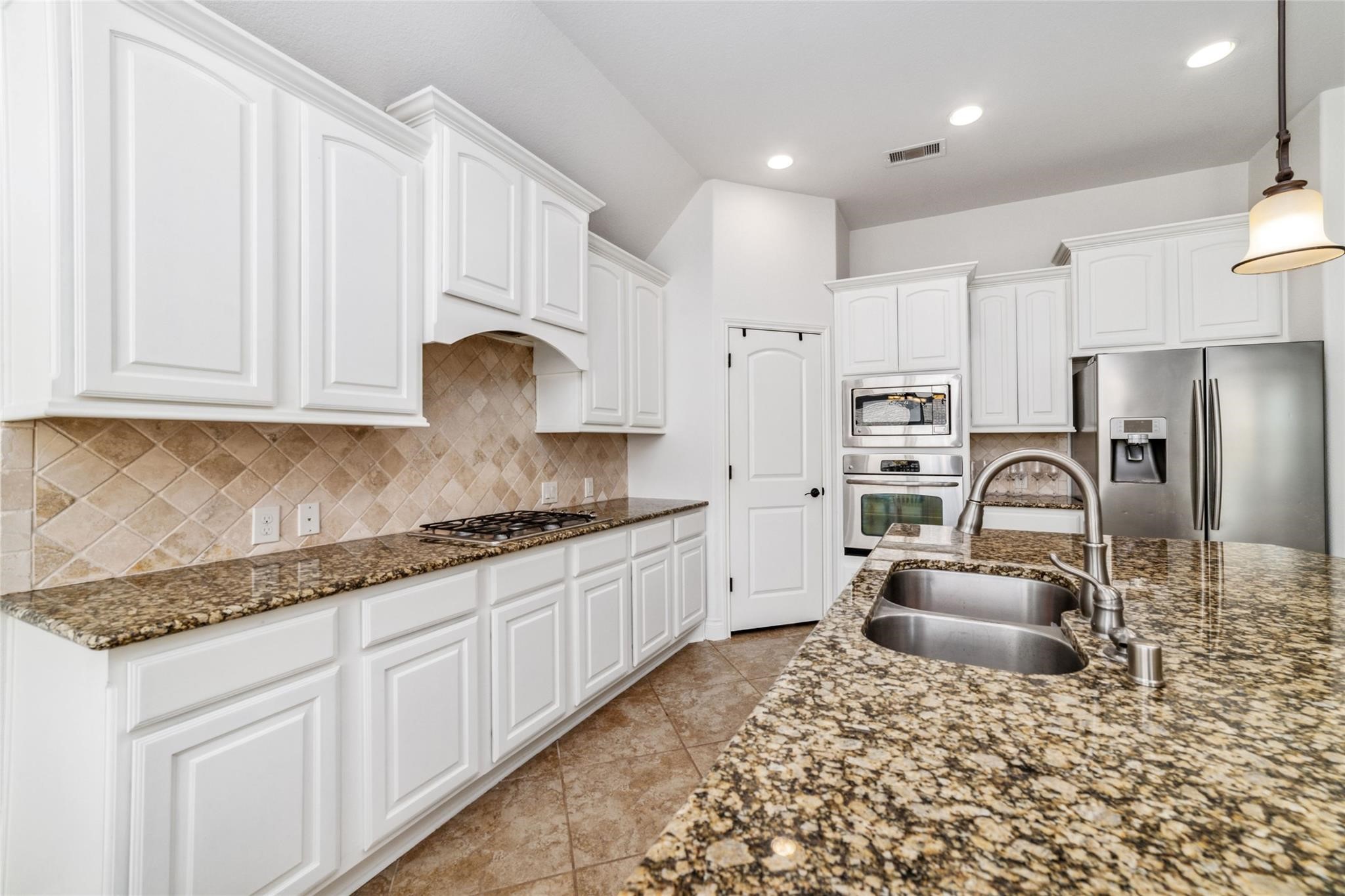 3392 Melony Hill Lane Property Photo 14