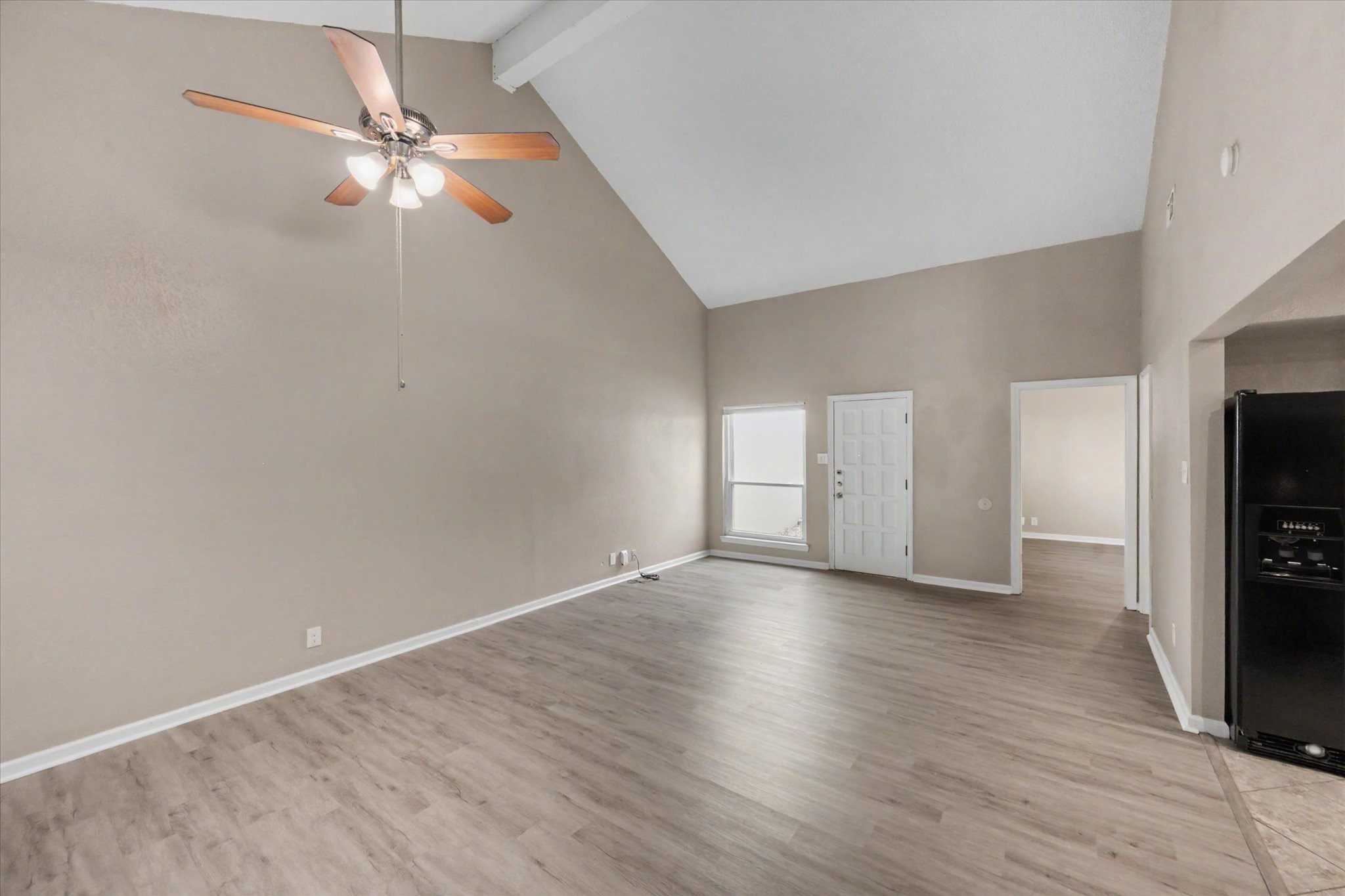 800 N San Jacinto 201 Property Photo 14