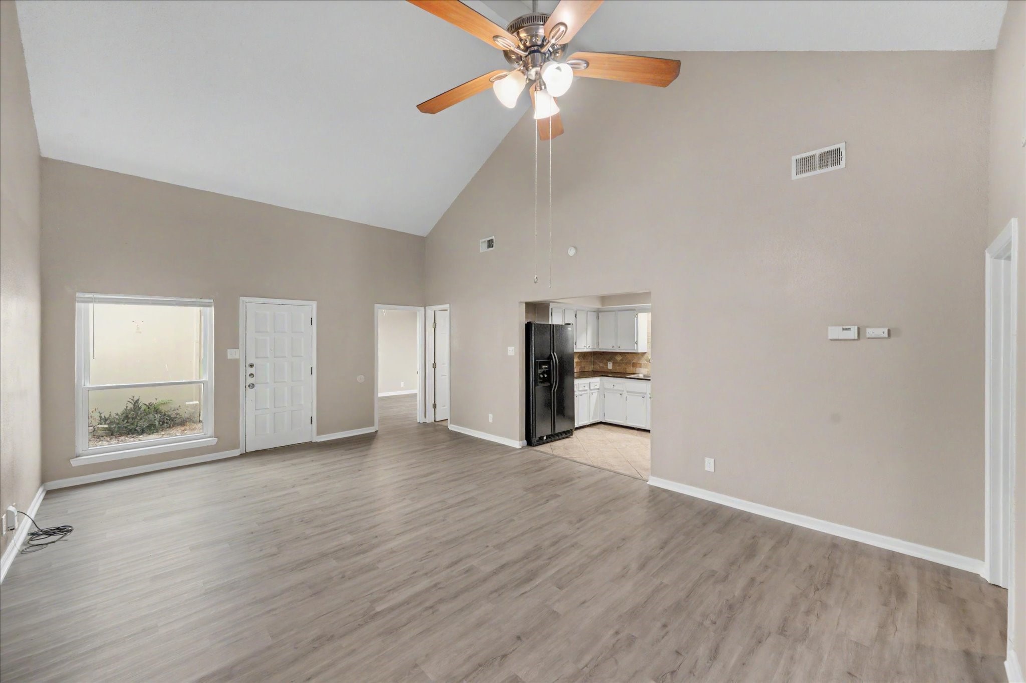 800 N San Jacinto 201 Property Photo 15