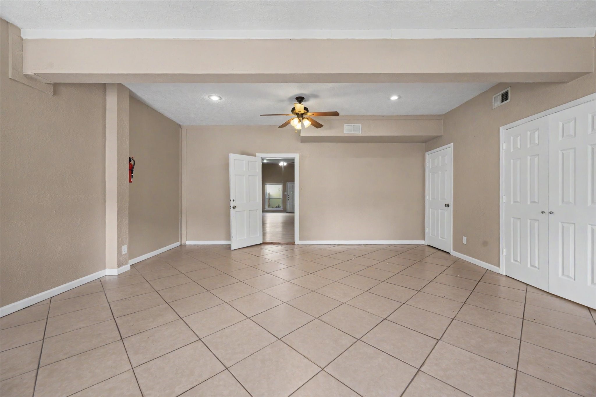 800 N San Jacinto 201 Property Photo 27