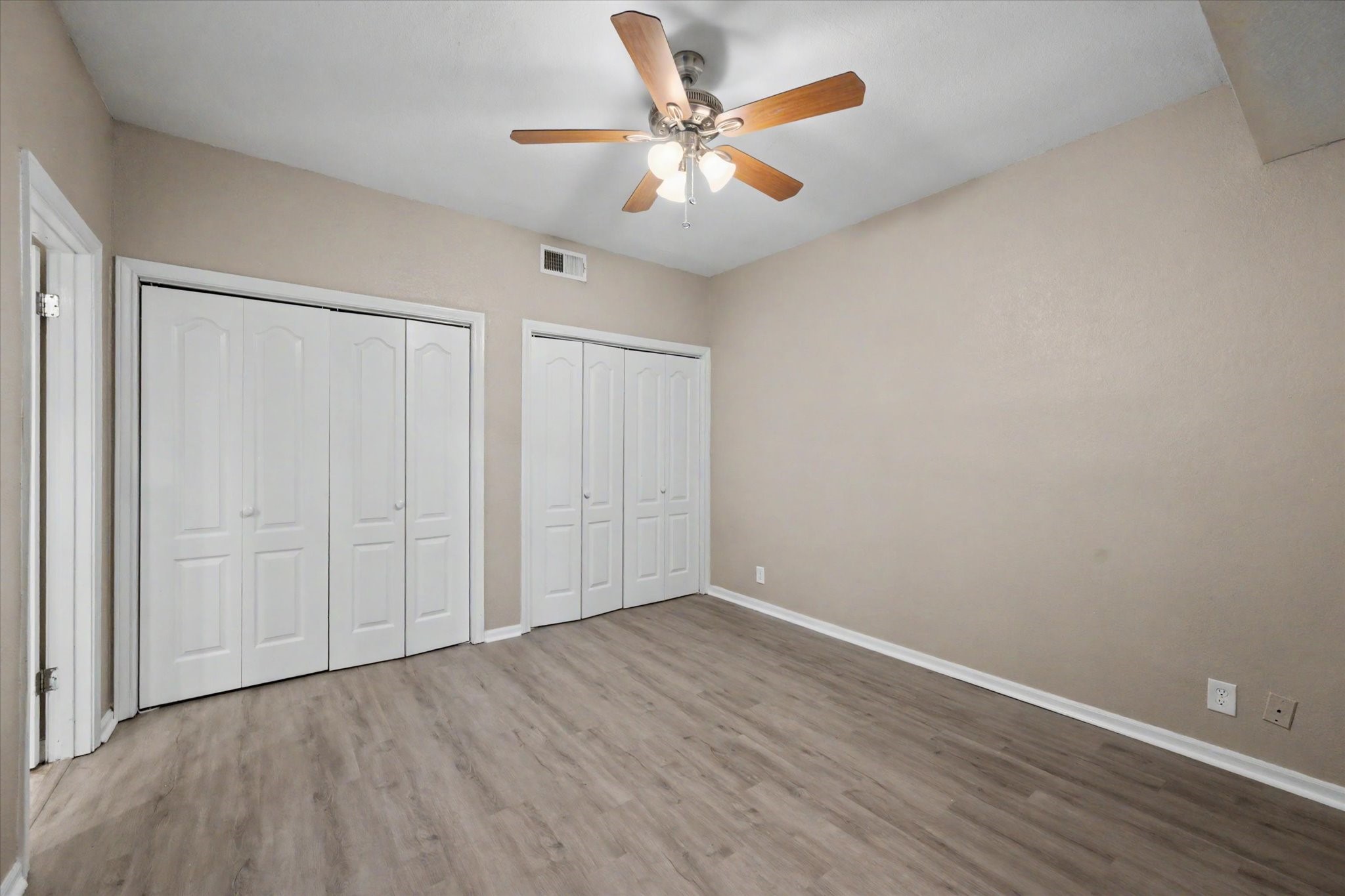 800 N San Jacinto 201 Property Photo 30