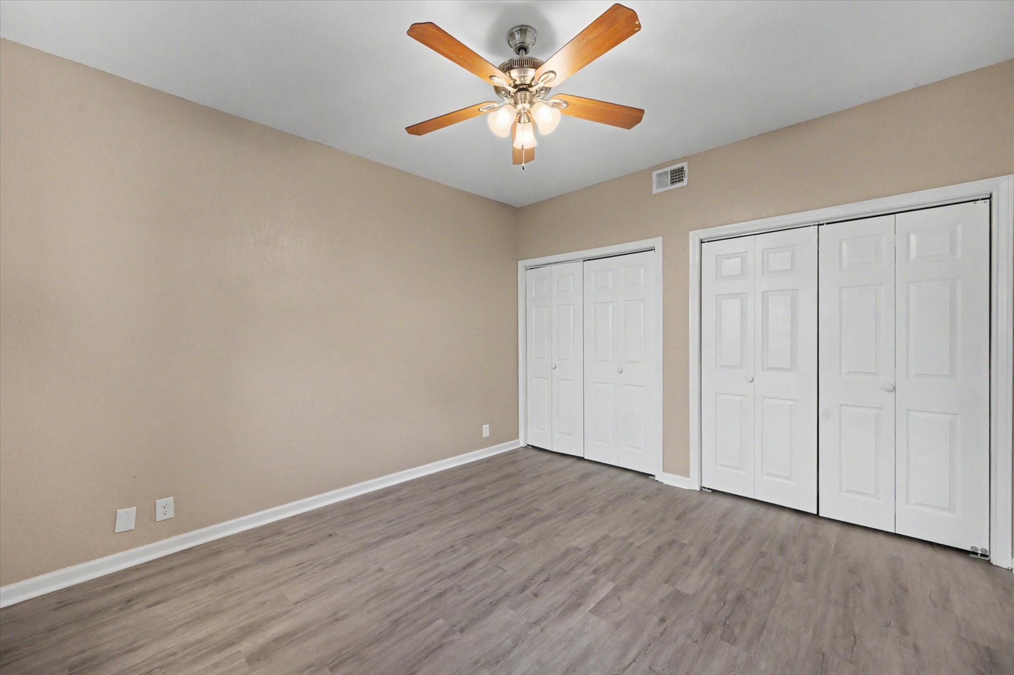 800 N San Jacinto 201 Property Photo 41