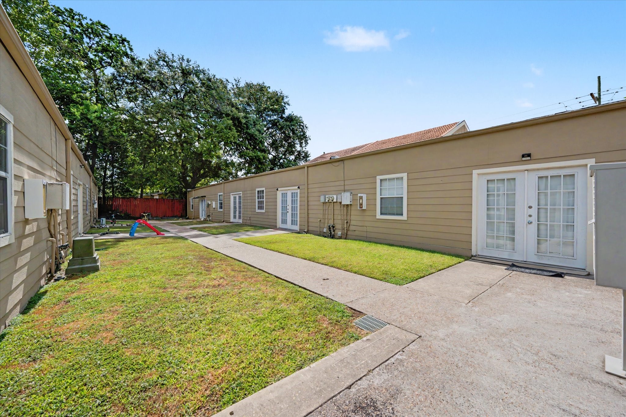 800 N San Jacinto 201 Property Photo 43
