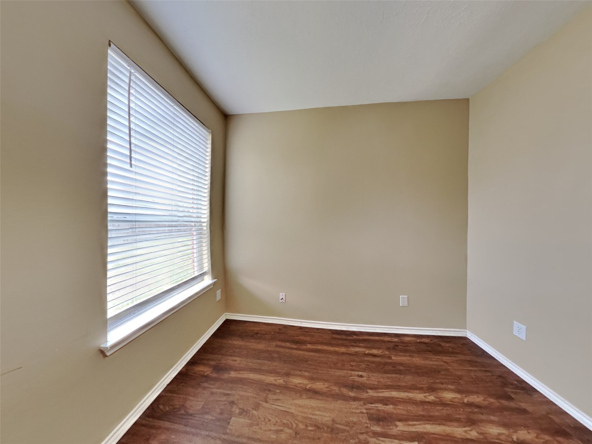 26004 Castle Meadow Lane Property Photo 18